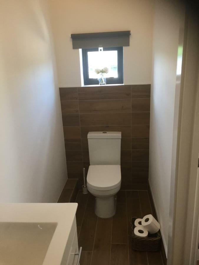 Willow Court Farm Studio South & Petting Farm, 8 Mins From Legoland & Windsor, 15 Mins From Lapland Uk Eksteriør bilde